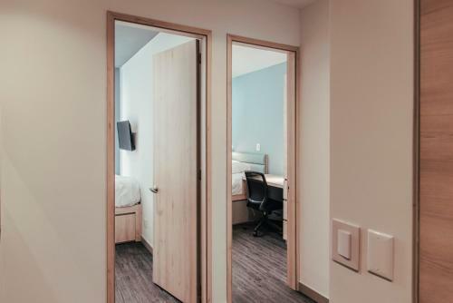 Hotel The Spot Ch�a