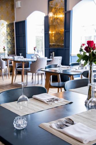 The Jacobean Hotel