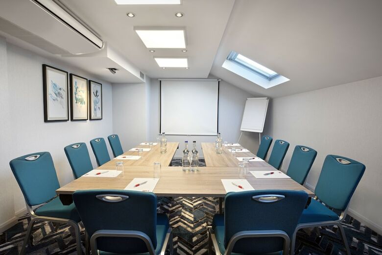 Leonardo Hotel London Heathrow Airport