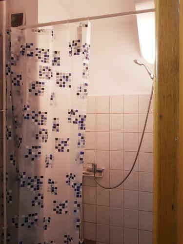 Sleep Inn Hostel