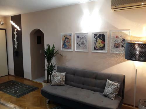 Eva Twin Apartments