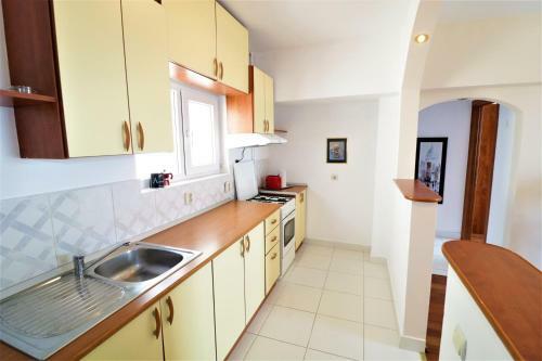 Eva Twin Apartments
