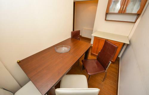 Adam And Eve Luxury Apartments
