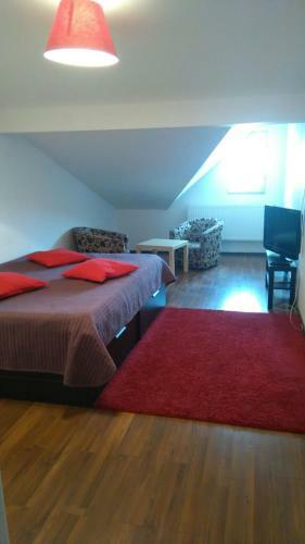 Alexander Apartment