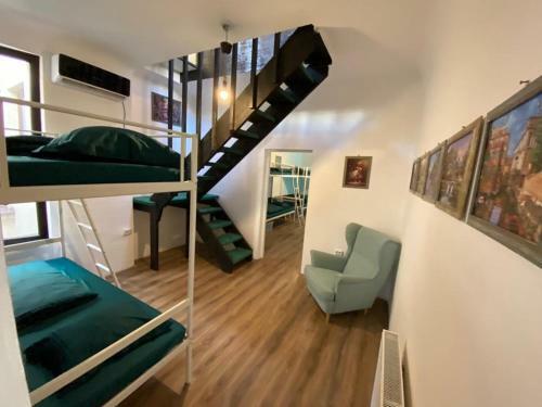 Apartamento Duplex Bucharest 30guests