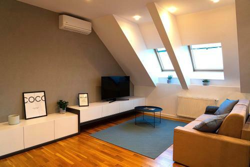 Urban Oasis Apartments With Parking