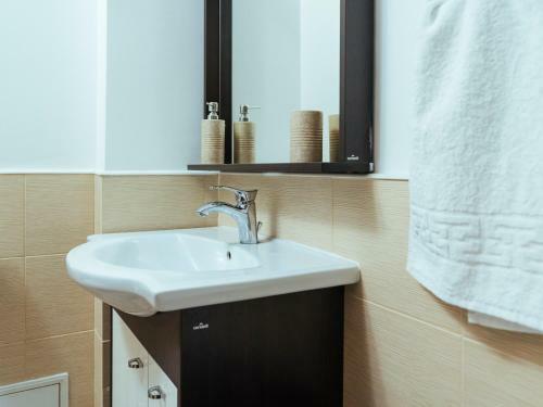 Cantemir Sunny Apartment