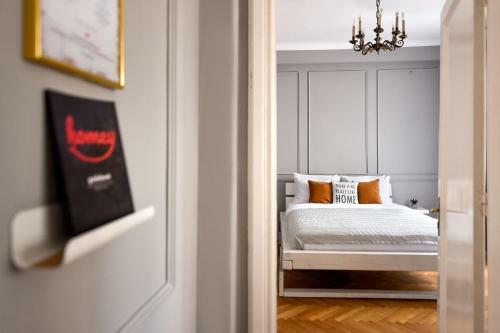 Apartamento Golden Age - When Old Meets New
