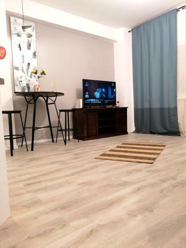 Diamond Apartments