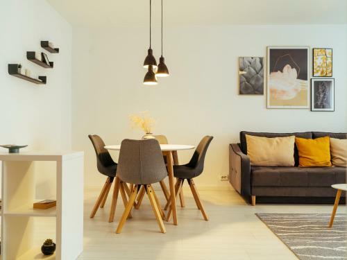 Romanian Atheneum Apartment
