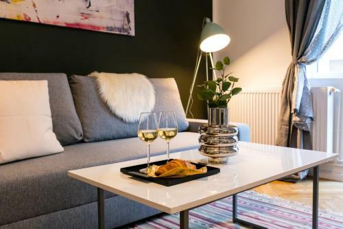 The Sunny Homelike & Central Apartment