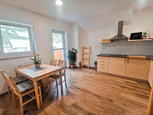 Trisa Apartments