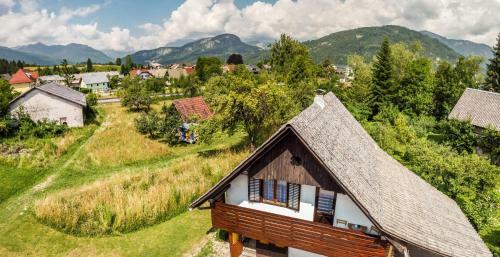 Apartma Petra Ravnik - Wanderer's Hut