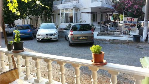 Hostal Cicek Aile Pansiyonu