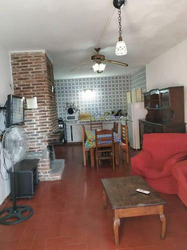 Casa En Piri�polis E/ Cerros Y Mar!
