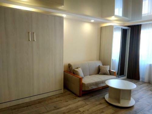 Apartment At Kirova( A.polia) 115