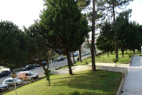 Azurara Beach Large And Sunny Apartment