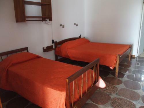 Hotel Buena Vista Se Reserva Solo Con Se�a