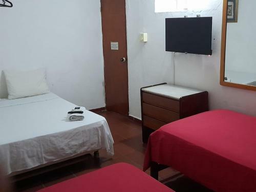 Hostal Hotel Crisanto