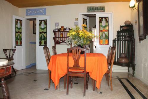 Casa Del Campo Santo
