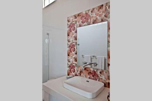 Hotel Casa Del Poeta - Getseman�