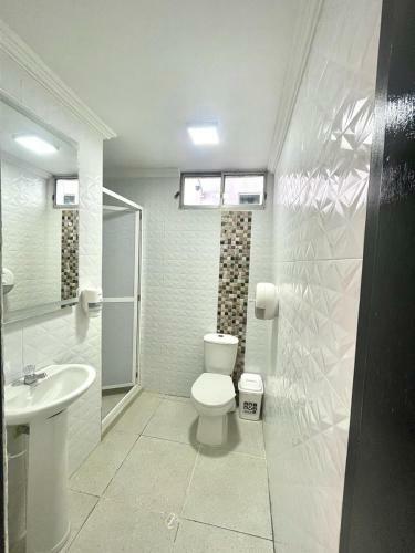 Apartamentos En Edificio Los Delfines