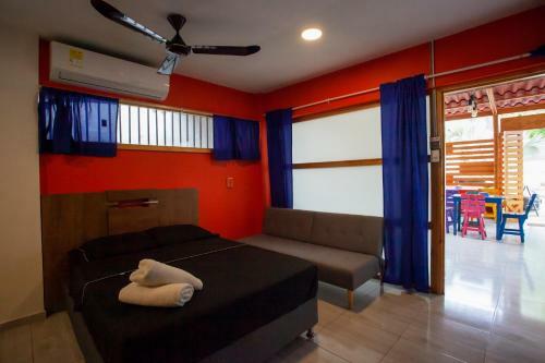 Albergue Hostal El Bando