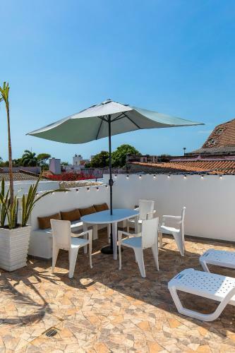 Fun House Pool & Rooftop Best Location Getsemani!