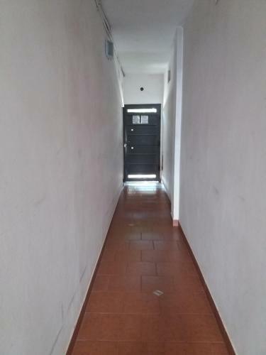 Apartamento Departamento Temporario Con Cochera Cubierta
