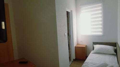 Bed & Breakfast Dionis Restoran-sobe I Apartmani
