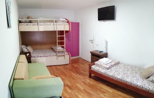 Hostal Apartmani Pause