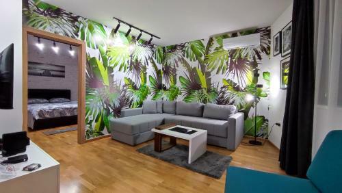 House Of Mac Apartments
