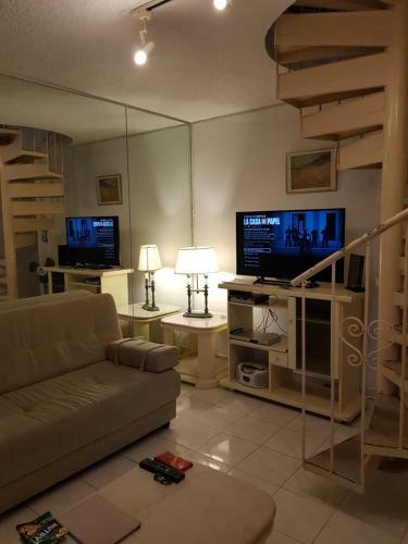 Apartamento Edificio Canal Azul
