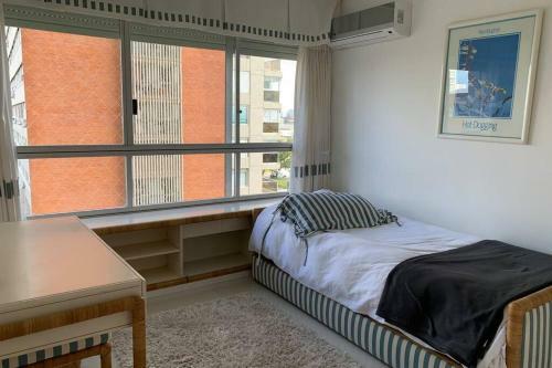 Apartamento Beachfront Oasis With 4 Bedrooms And Services