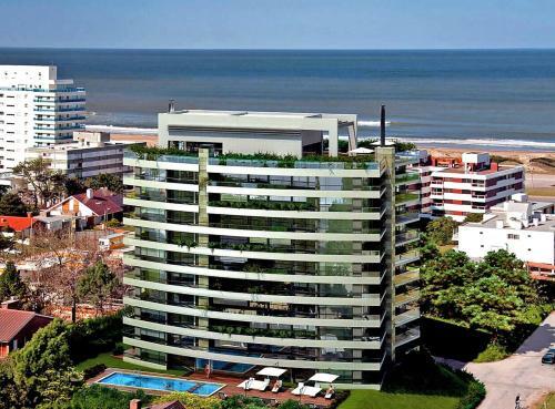 Great Beach Apartment, 5+1 Guests. Pool, Amenities