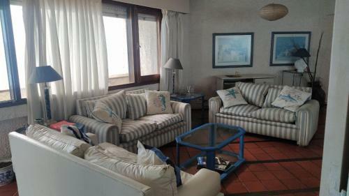 Apartamento Mansa Primera L�nea. Punta