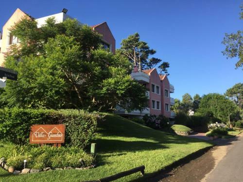 Apartamento Confort�vel Apto Na Tranquilidade Do Bosque
