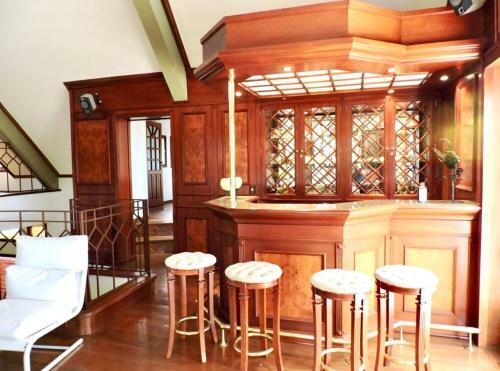 Lindo Chal� E Casa Anexa Com Lazer Completo Em Sp