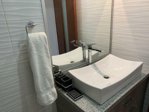 Qf Apartments