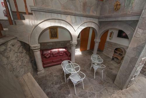 Hotel Ayenda San Cristobal