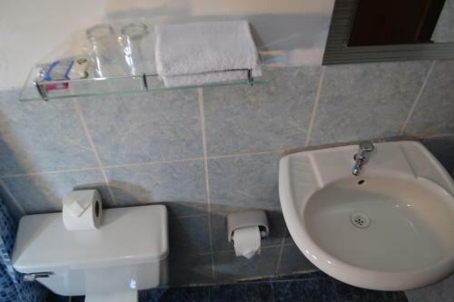 Hotel Fiesta Inn Ceniza