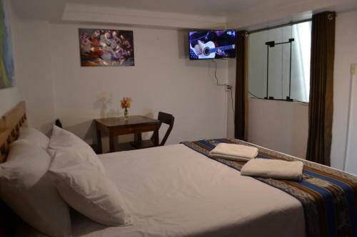 Hotel Fiesta Inn Ceniza