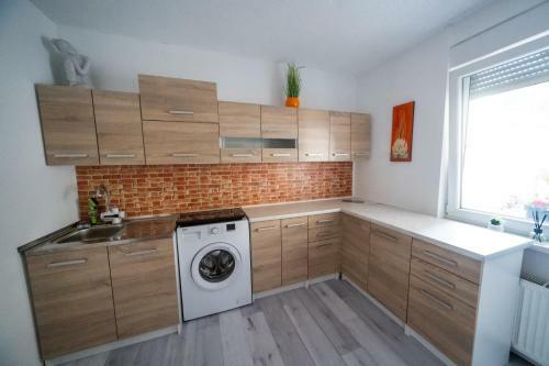 Jo-ma Apartment With Safe Parking
