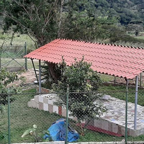 Hostal Makano Lake Caba�as