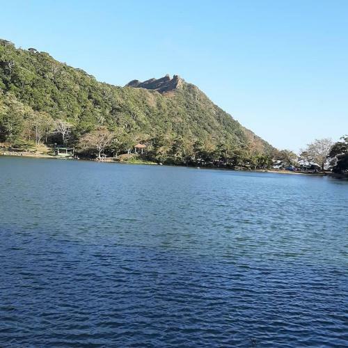 Hostal Makano Lake Caba�as