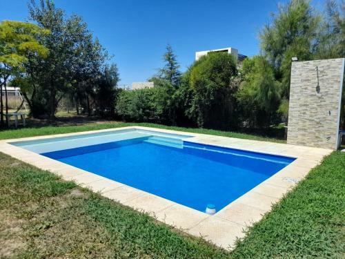 Hermosa Casa, Ideal Familias.