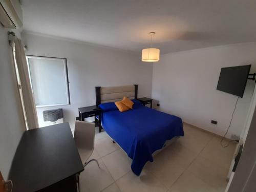 Hermosa Casa, Ideal Familias.