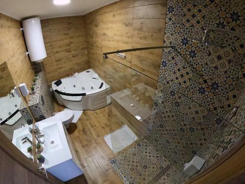Canti Jacuzzi Apartments
