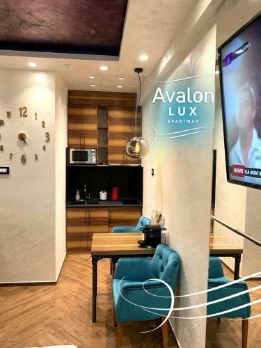 Avalon Lux Studio Apartment