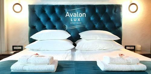 Avalon Lux Studio Apartment